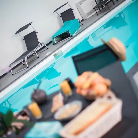 Moderne Proche Du Mans Avec Piscine Interieure * Dollon